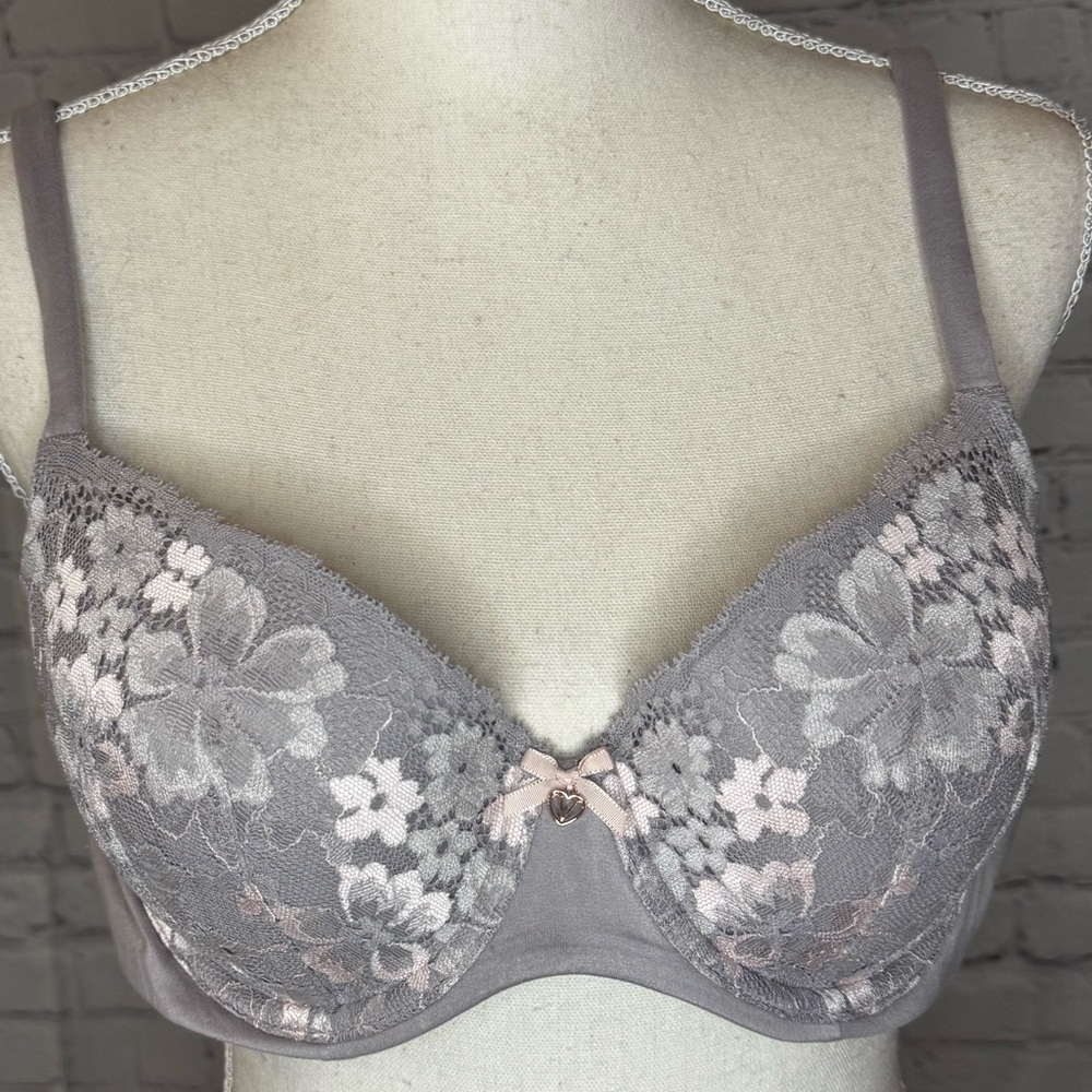 {Victoria's Secret} Lined Demi Gray Floral Lace Bra